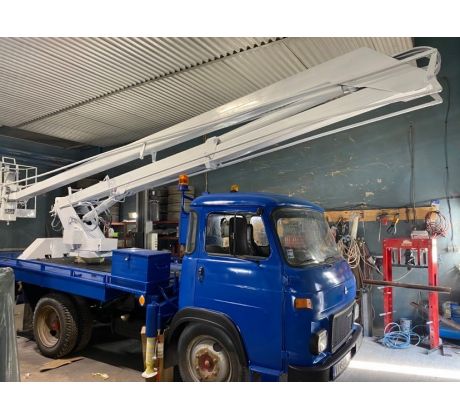 ISOLACK PUR Lesklá farba 29145  1L* copy